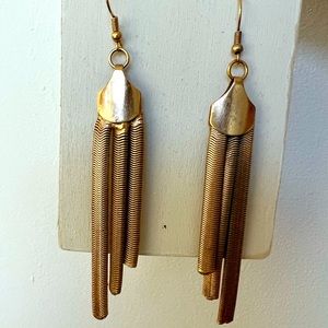 Dangle earrings
